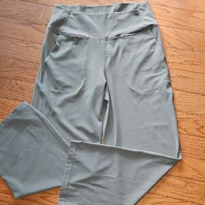 NWT G4FREE WIDE LEG LIGHT OLIVE GREEN YOGA PANTS (New $57) SZ L